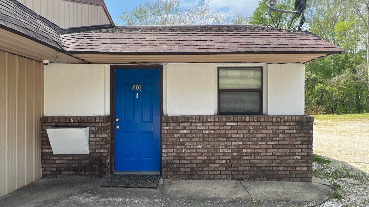 207 Lincoln Drive