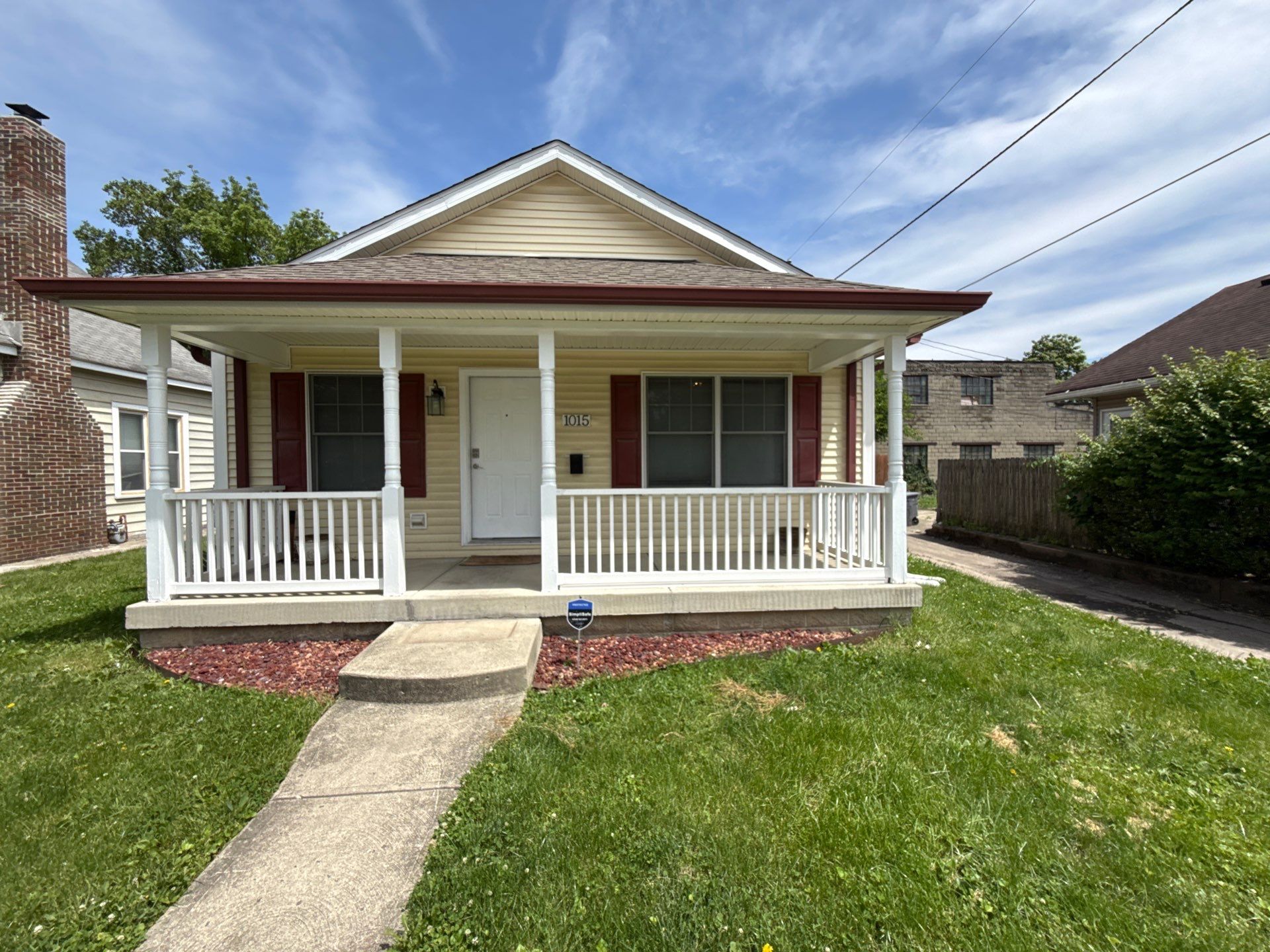 Property main image