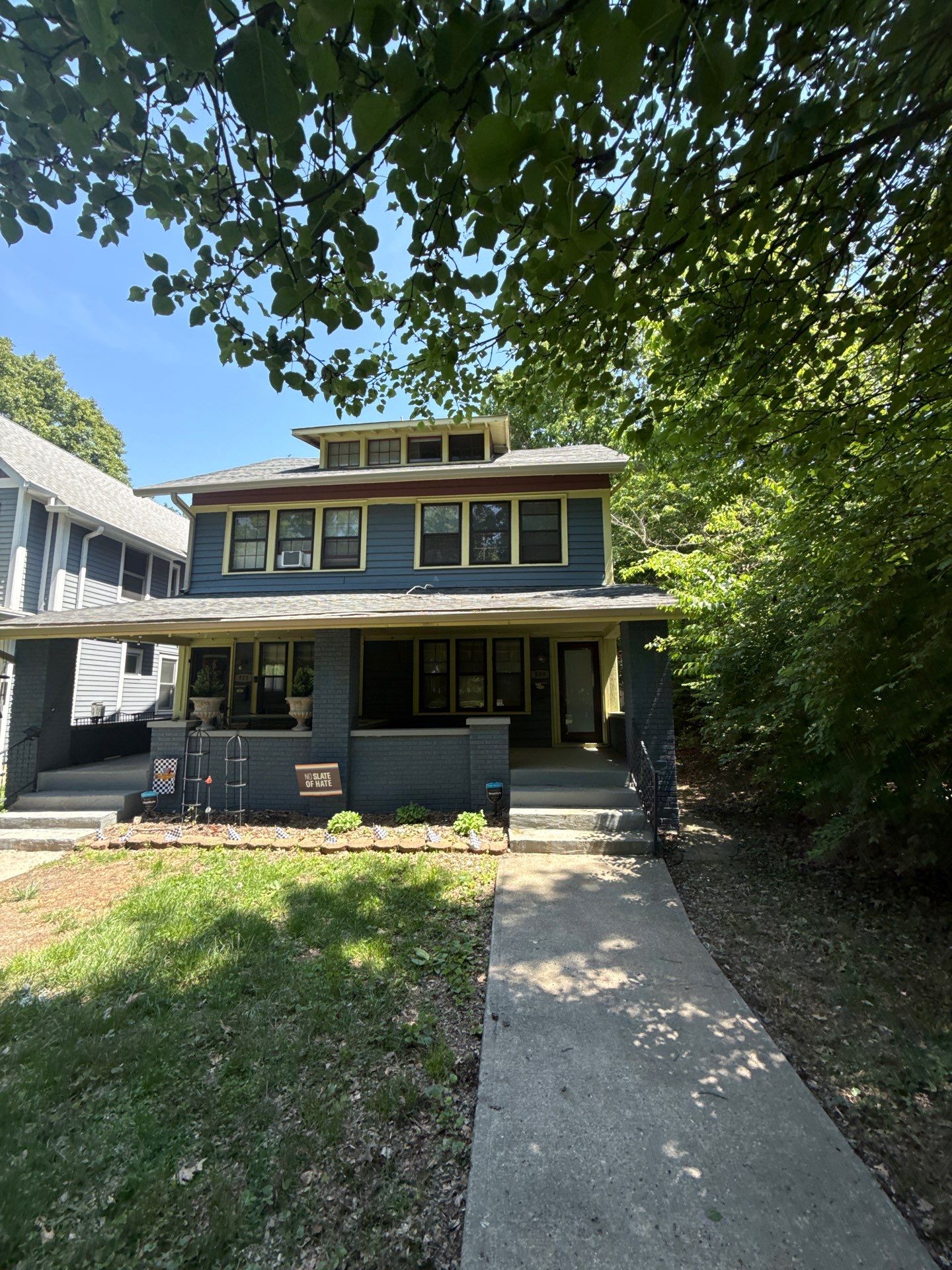 909 Woodruff Place West Drive