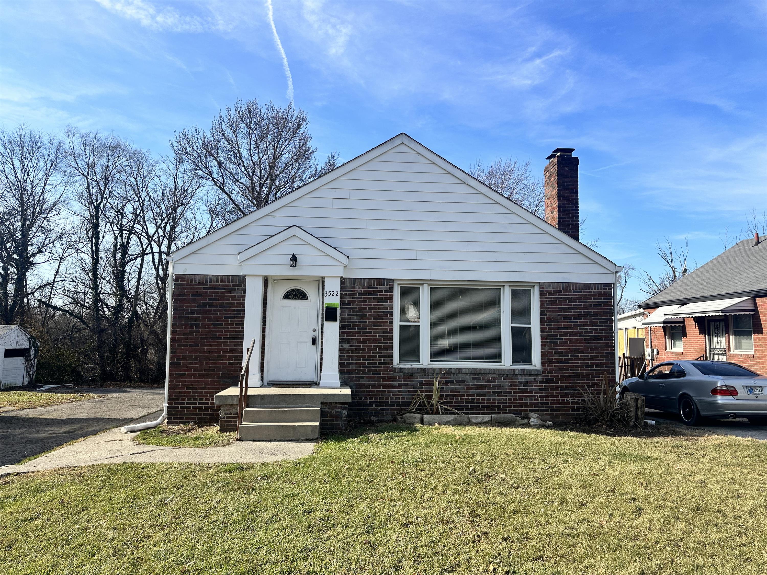 3522 North Oxford Street