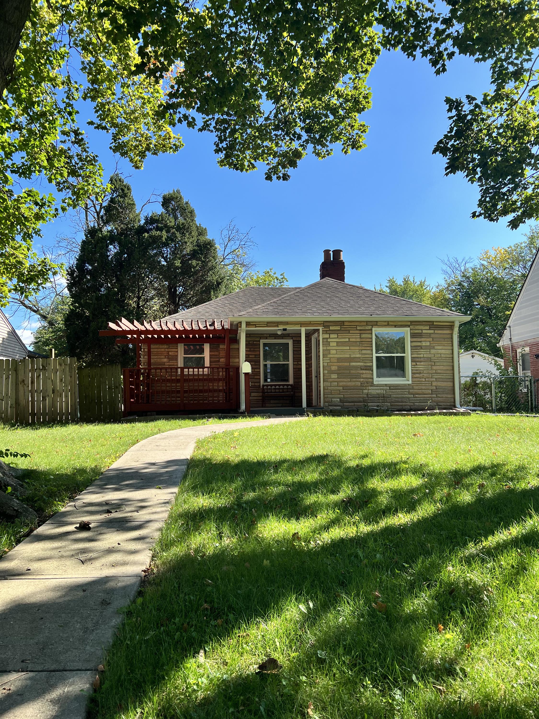Property main image